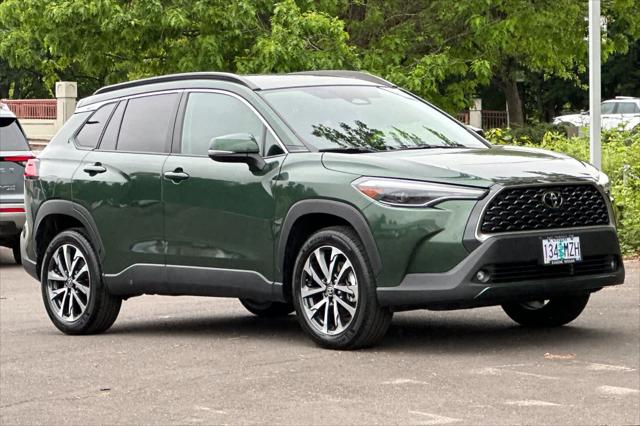 2024 Toyota Corolla Cross XLE