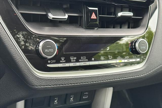 2024 Toyota Corolla Cross XLE