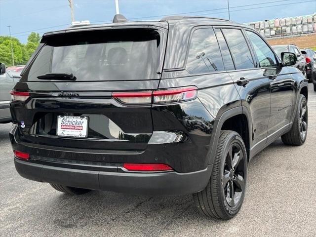 2023 Jeep Grand Cherokee Altitude 4x4
