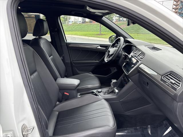 2022 Volkswagen Tiguan 2.0T SE R-Line Black