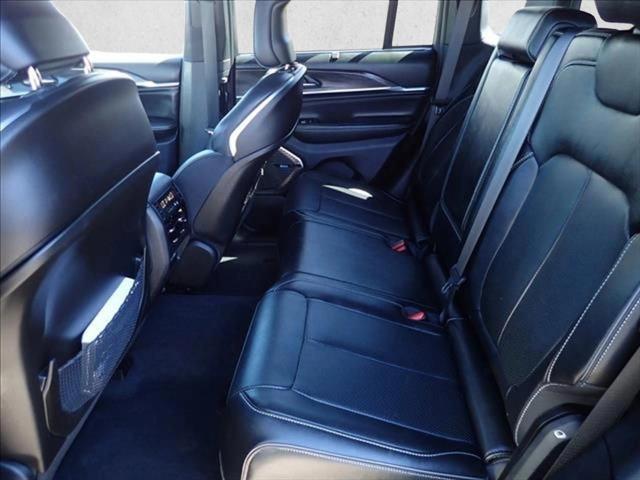 2023 Jeep Grand Cherokee Overland 4x4