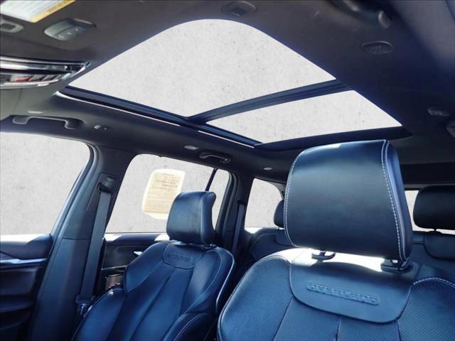 2023 Jeep Grand Cherokee Overland 4x4