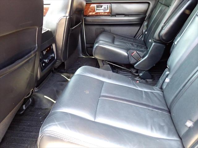 2016 Lincoln Navigator Select