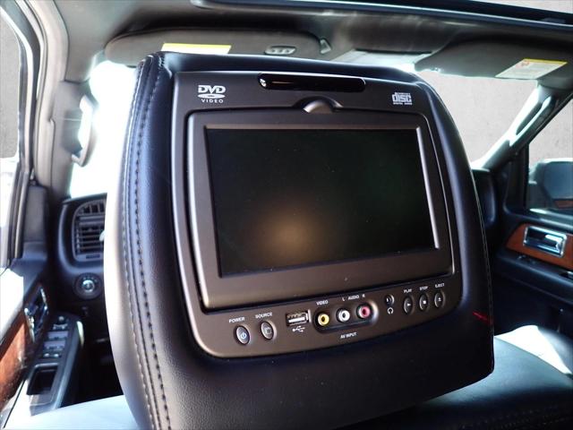 2016 Lincoln Navigator Select