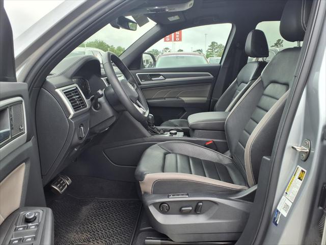 2023 Volkswagen Atlas Cross Sport 3.6L V6 SEL Premium R-Line