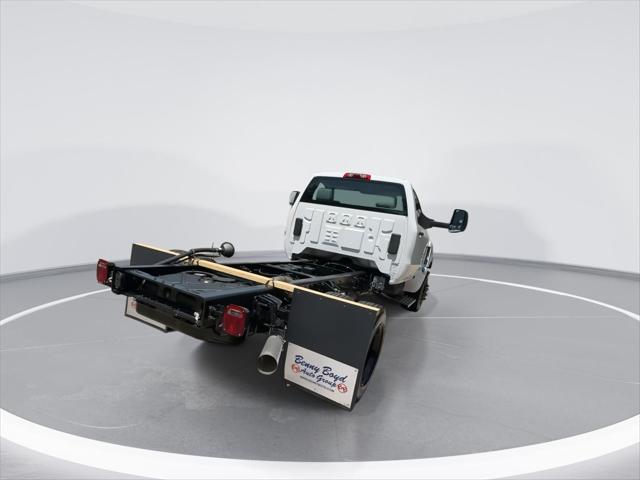 2024 Chevrolet Silverado 6500HD 1WT
