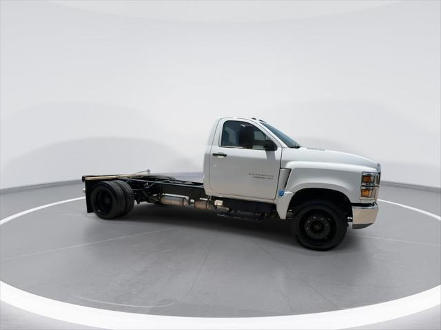 2024 Chevrolet Silverado 6500HD 1WT