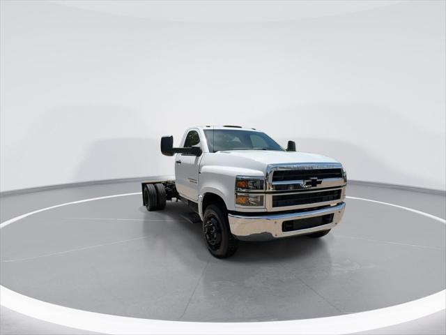 2024 Chevrolet Silverado 6500HD 1WT