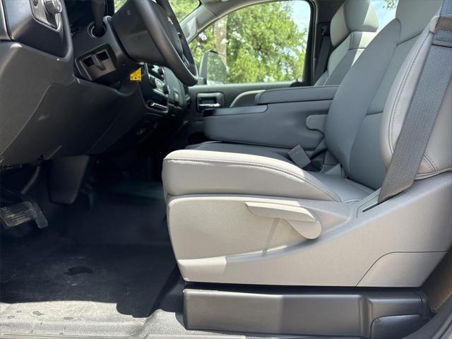 2024 Chevrolet Silverado 6500HD 1WT