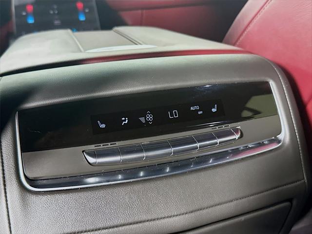 2025 Cadillac Escalade Sport