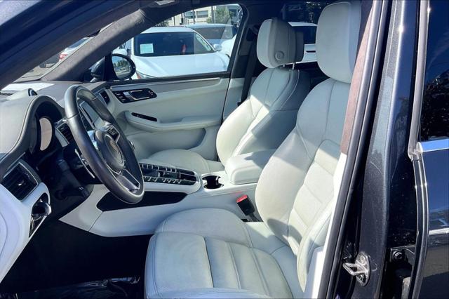 2018 Porsche Macan Turbo