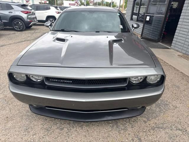 2012 Dodge Challenger SXT