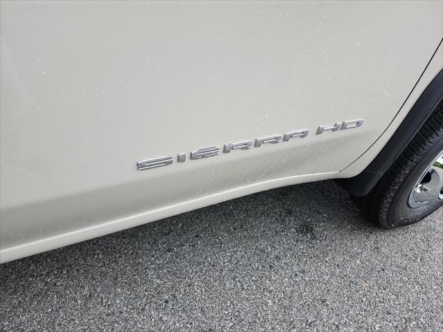 2026 GMC Sierra 3500HD SLE