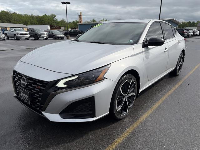 2023 Nissan Altima SR Intelligent AWD