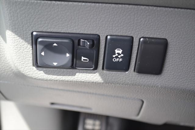 2021 Nissan 2500 SV Standard Roof V6