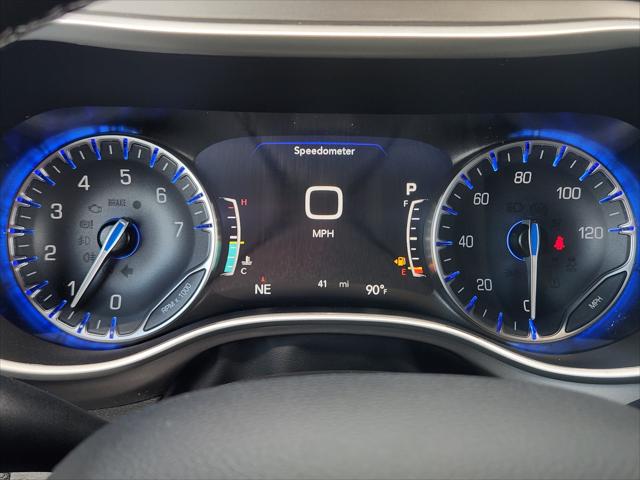 2027 Chrysler Pacifica Limited