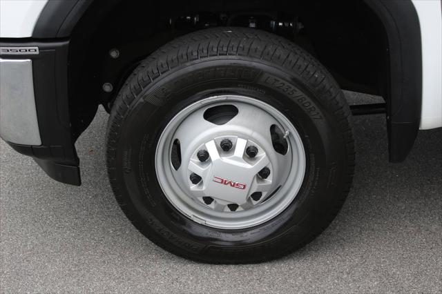 2025 GMC Sierra 3500HD Pro