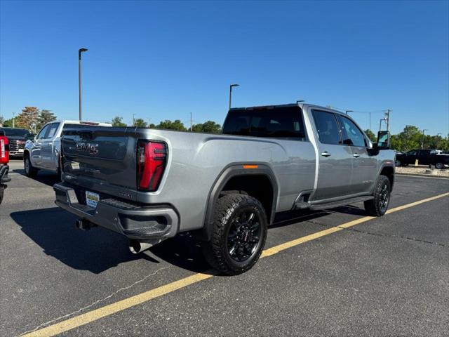 2025 GMC Sierra 3500HD 4WD Crew Cab Long Bed AT4