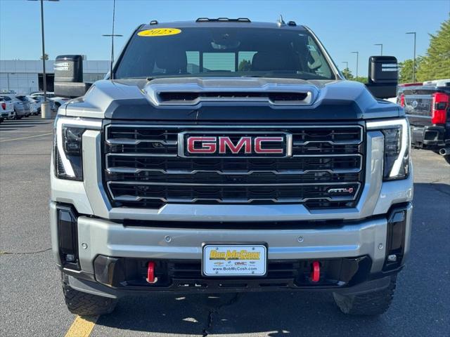 2025 GMC Sierra 3500HD 4WD Crew Cab Long Bed AT4