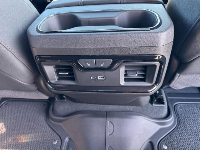 2025 GMC Sierra 3500HD 4WD Crew Cab Long Bed AT4