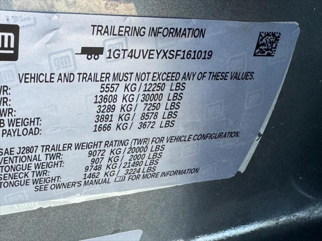 2025 GMC Sierra 3500HD 4WD Crew Cab Long Bed AT4
