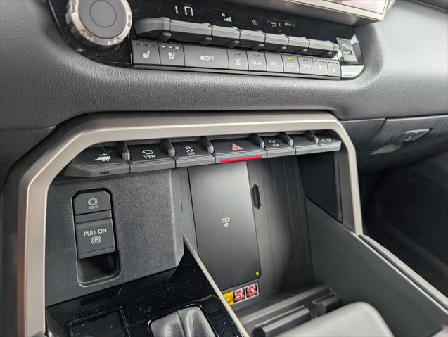 2026 Toyota Tundra Limited CrewMax 5.5' Bed