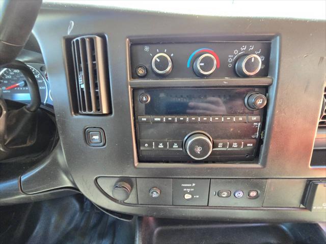 2017 Chevrolet Express Work Van