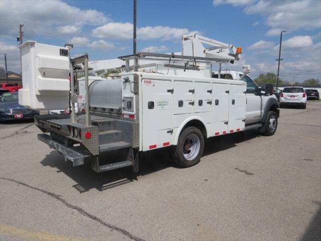 2012 Ford F-550 4X2 2dr Regular Cab 140.8 200.8 in. WB