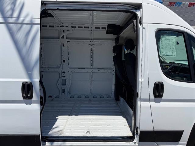 2024 Ram ProMaster 2500 Cargo Van Tradesman High Roof 159" WB w/Pass Seat
