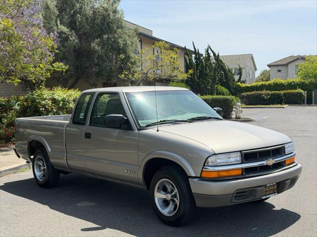 2001 Chevrolet S-10 LS