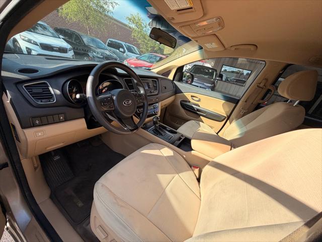 2015 Kia Sedona LX