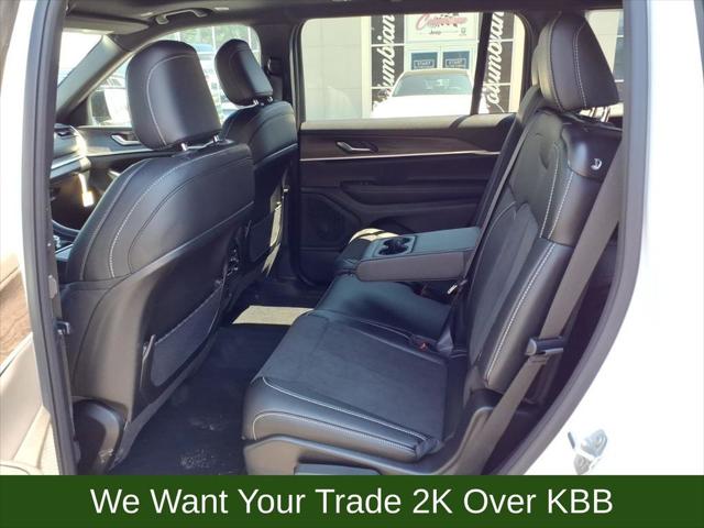 2026 Jeep Grand Cherokee L Altitude 4x4