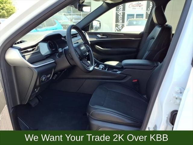2026 Jeep Grand Cherokee L Altitude 4x4