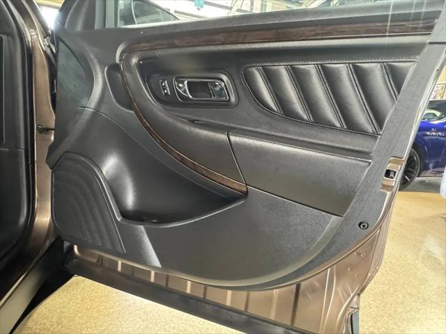 2015 Ford Taurus Limited