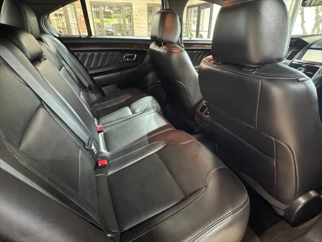 2015 Ford Taurus Limited