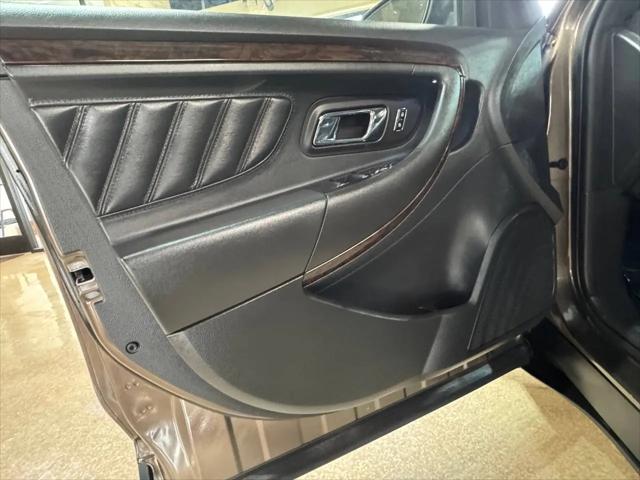 2015 Ford Taurus Limited