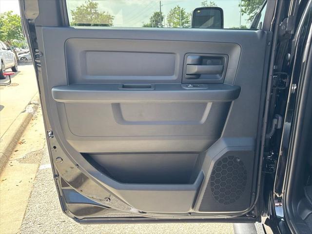 2026 Ram 2500 Black Express Crew Cab 4x4 64 Box
