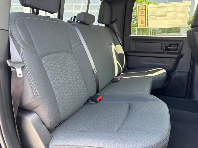 2026 Ram 2500 Black Express Crew Cab 4x4 64 Box
