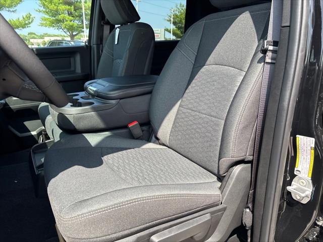 2026 Ram 2500 Black Express Crew Cab 4x4 64 Box