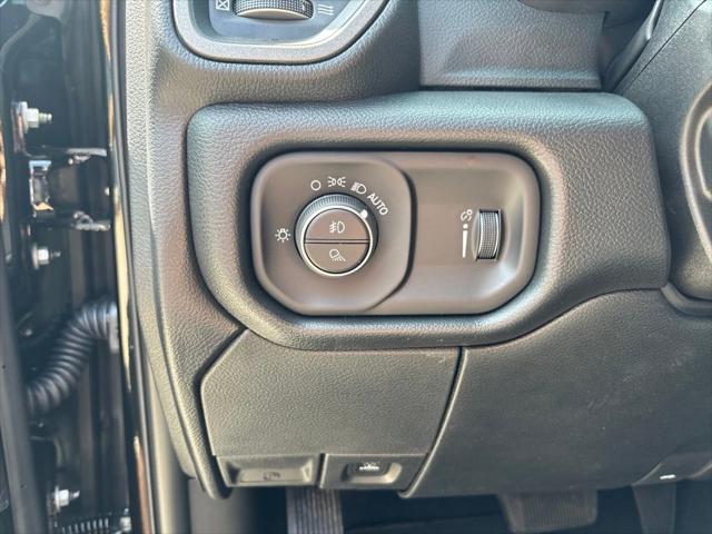 2026 Ram 2500 Black Express Crew Cab 4x4 64 Box