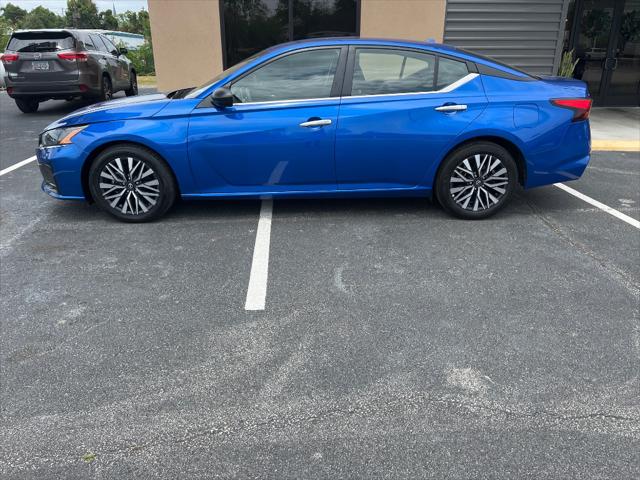 2025 Nissan Altima SV FWD