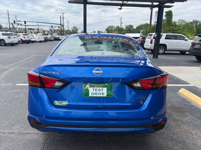 2025 Nissan Altima SV FWD