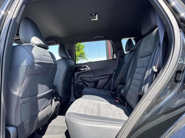 2026 Mitsubishi Outlander LE 1.5T S-AWC