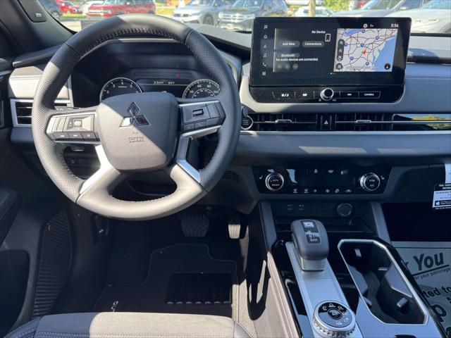 2026 Mitsubishi Outlander LE 1.5T S-AWC