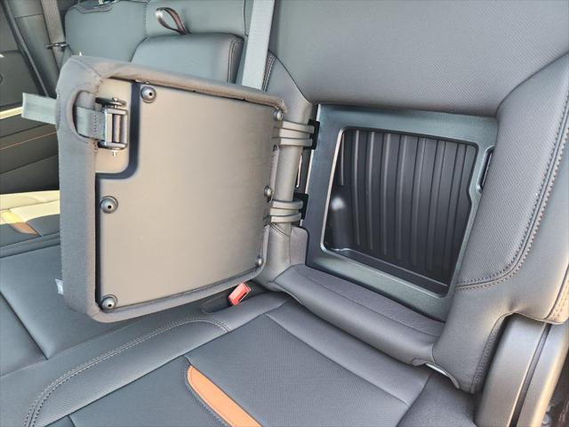 2026 GMC Sierra 2500HD Crew Cab, Standard Bed, AT4, 4WD