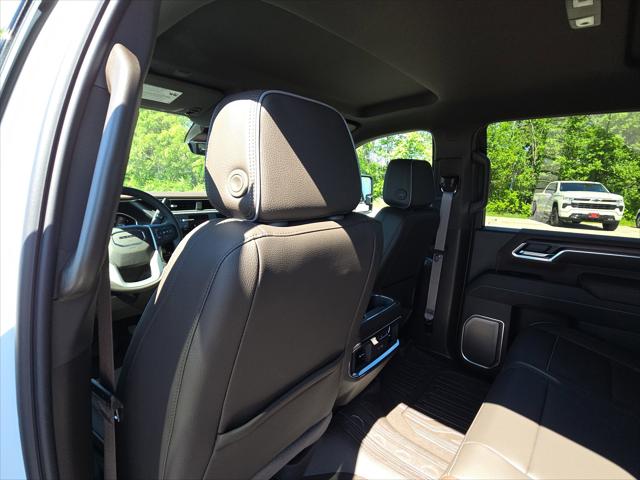 2026 GMC Sierra 2500HD Crew Cab, Standard Bed, Denali, 4WD