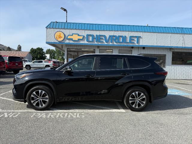 2024 Toyota Highlander XLE