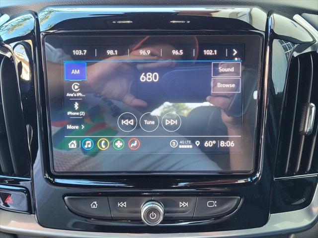 2022 Chevrolet Traverse AWD LT Leather