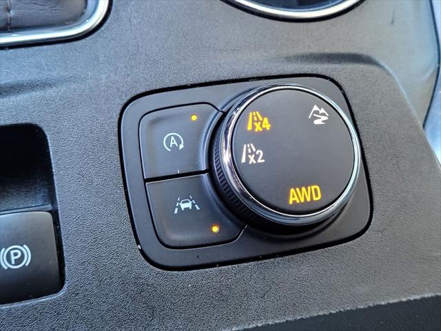 2022 Chevrolet Traverse AWD LT Leather