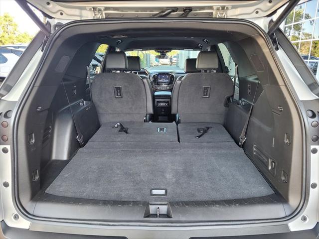 2022 Chevrolet Traverse AWD LT Leather
